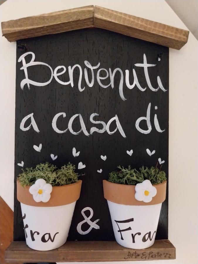 Fra&Fra'S Home Nel Cuore Del Centro Storico Di Napoli Esterno foto